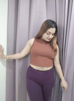 New High Profile Indian - puta in Gurgaon Photo 2 of 3