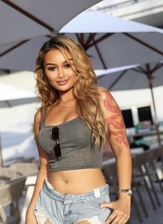 New Hot Asian light skin - puta in Okinawa Island Photo 2 of 6