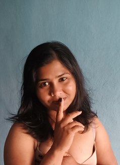 New Hot Female Nisha - puta in Hyderabad Photo 2 of 4