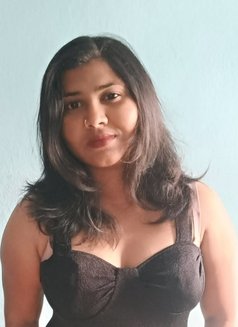 New Hot Female Nisha - puta in Hyderabad Photo 2 of 3