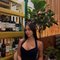 New Hot Girl in Town - puta in Tokyo Photo 1 of 5
