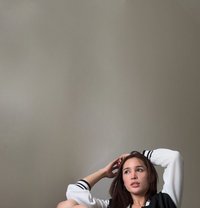 NEW HOT INDI ladyboy in Abu Dhabi - Acompañantes transexual in Abu Dhabi