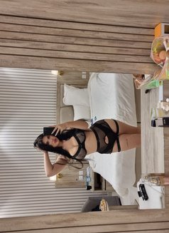 New Hot Kami - puta in Khobar Photo 1 of 8