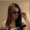 New Hot Lady Muscat - puta in Muscat Photo 2 of 2