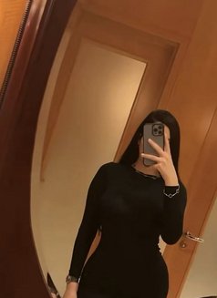 Sona عراقیه - escort in Muscat Photo 2 of 10