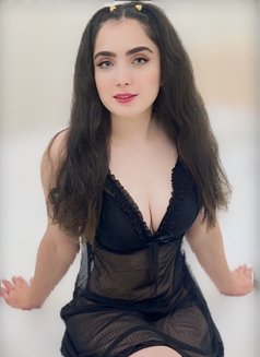 new - escort in Muscat Photo 4 of 10