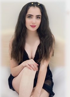 new - escort in Muscat Photo 7 of 10