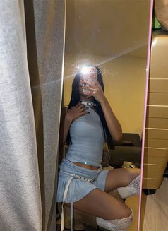 New in Chatan - escort in Okinawa Island Photo 7 of 9