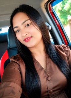 Monika Call Girls Delhi independently - puta in New Delhi Photo 1 of 3