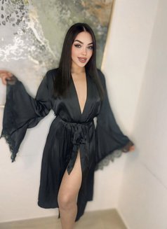 New in Dubai, Monica(for extra) - escort in Dubai Photo 7 of 12