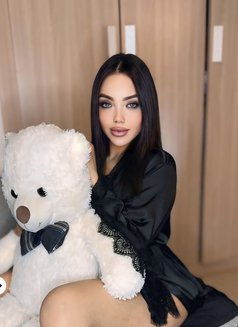 New in Dubai, Monica(for extra) - escort in Dubai Photo 8 of 12