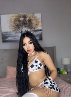 New in Dubai Rourou - escort in Dubai Photo 2 of 5