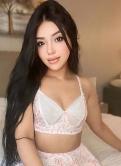 New in Dubai Rourou - escort in Dubai Photo 5 of 6