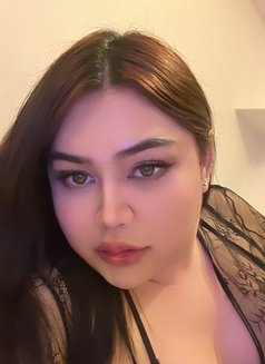 (Near HYDE PARK) THAI TS Emmie Curvy - Acompañantes transexual in London Photo 13 of 13