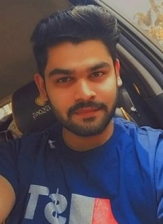 Aayan dcruze - Male escort in Mumbai Photo 4 of 15