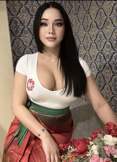 New in Riyadh - Acompañantes transexual in Riyadh Photo 10 of 10