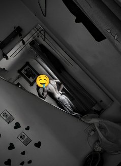 New in the Ciry - Male escort in Mumbai Photo 2 of 3
