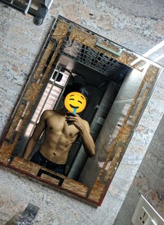 New in the Ciry - Acompañantes masculino in Mumbai Photo 2 of 3