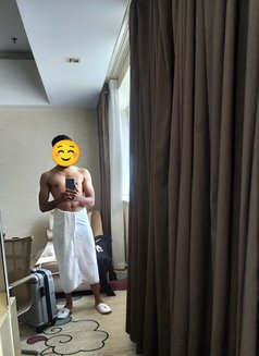 New in the Ciry - Acompañantes masculino in Mumbai Photo 3 of 3