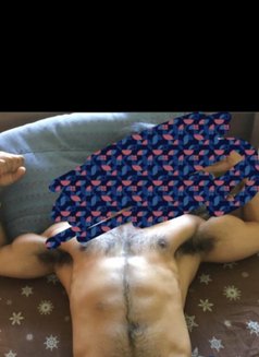 New in Town - Male escort in Bangalore Photo 3 of 3