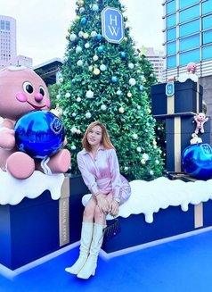 new in town TOP GAMER - Transsexual escort in Kuala Lumpur Photo 6 of 23