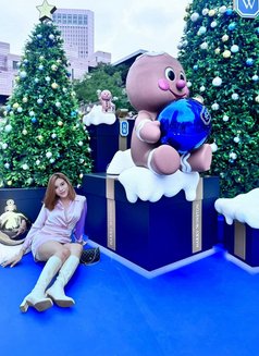 new in town TOP GAMER - Transsexual escort in Kuala Lumpur Photo 7 of 23