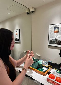 new in town TOP GAMER - Transsexual escort in Kuala Lumpur Photo 19 of 23