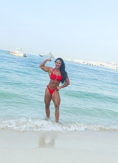 Independent British Muscle Queen - escort in Dubai Photo 8 of 13