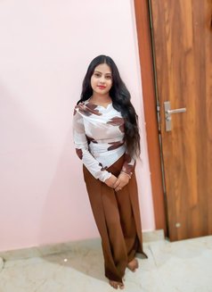 New Indian High Quality - puta in Gurgaon Photo 1 of 4