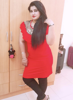 New Indian - escort in Muscat Photo 3 of 5