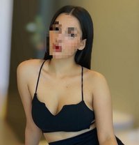 Shamin - puta in Muscat Photo 4 of 5