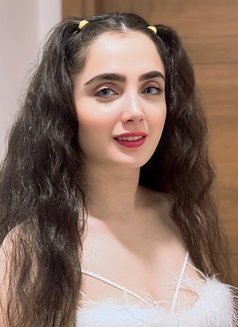 New - escort in Muscat Photo 1 of 6
