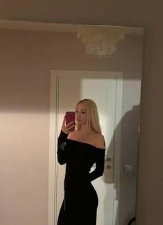 New ! Jana 19 Years - puta in Phuket Photo 4 of 6