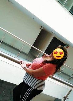 Real bhabi cam show and meet - escort in New Delhi Photo 4 of 4