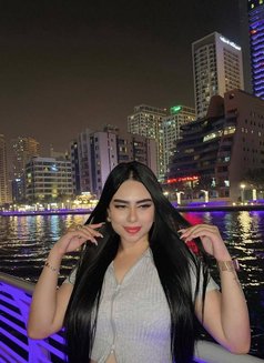 New Lady in Muscat - puta in Muscat Photo 6 of 11