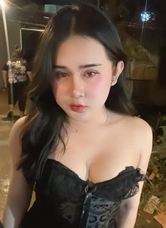 New Lady Riyal - Transsexual escort in Riyadh Photo 8 of 8