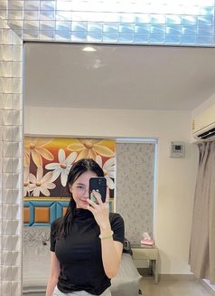 New Lady Service Available - puta in New Delhi Photo 10 of 10