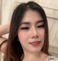 New Lady Vip Massage in Muscat - puta in Muscat Photo 11 of 12