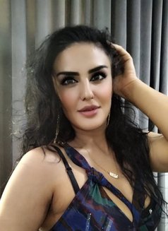 New lady young - puta in Muscat Photo 17 of 17