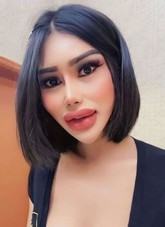 New Ladyboy Big Boobs - Acompañantes transexual in Riyadh Photo 1 of 4