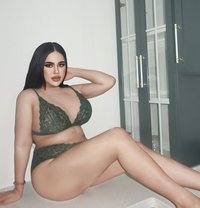New ladyboy chubby 🇹🇭 - masseuse in Jeddah Photo 1 of 15