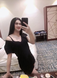 New Ladyboy Good Service - Acompañantes transexual in Doha Photo 2 of 4