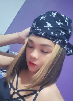 New Ladyboy in Makati Has Arrive ! - Acompañantes transexual in Manila Photo 2 of 6