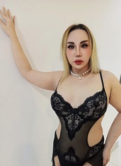 New Ladyboy Lick Ass - Transsexual escort in Khobar Photo 5 of 9