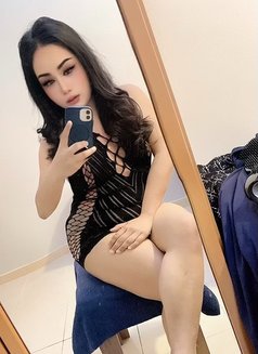 NEW LADYBOY - Acompañantes transexual in Al Manama Photo 2 of 5