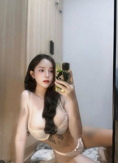 New Ladyboy Barbie Miki - masseuse in Jeddah Photo 13 of 25