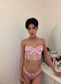 New Ladyboy - masseuse in Riyadh Photo 11 of 14