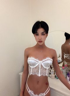 New Ladyboy - Masajista in Riyadh Photo 18 of 21