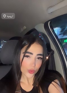 New 20 old - escort in Muscat Photo 3 of 10