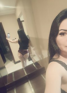 New Leila in Bahrain - escort in Al Manama Photo 2 of 5
